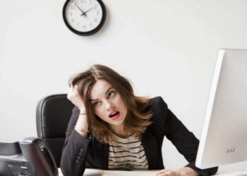 Mắt trái nữ giật theo góc nhìn khoa học và tâm linh