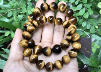 Đá Mắt Hổ hợp mệnh gì? Đá Mắt Hổ mang lại may mắn