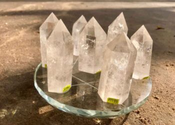 Ý nghĩa của đá Thạch Anh Trắng trong phong thủy hàng ngày