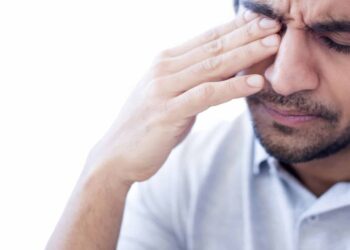 Giật mắt trái nam