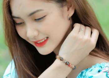 Lưu ý khi chọn mua vòng tay, lắc tay, vòng charm
