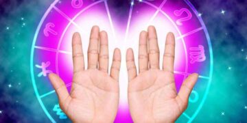 Xem bói có bản chất là hình thức gì?