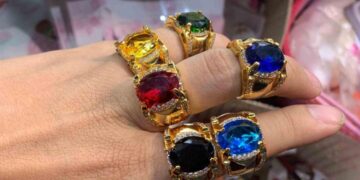 Hướng dẫn cách chọn nhẫn đá phong thủy nam phong thủy