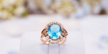 Mệnh Kim đeo đá màu gì giúp mang lại phong thủy tốt?