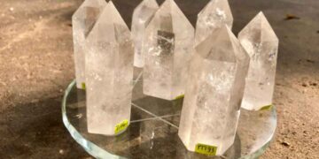 Ý nghĩa của đá Thạch Anh Trắng trong phong thủy hàng ngày