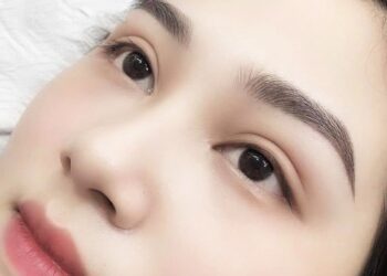 Chân mày phong thủy cho mặt tròn