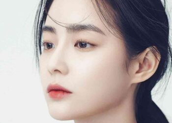 Có nên xăm chân mày phong thủy không?